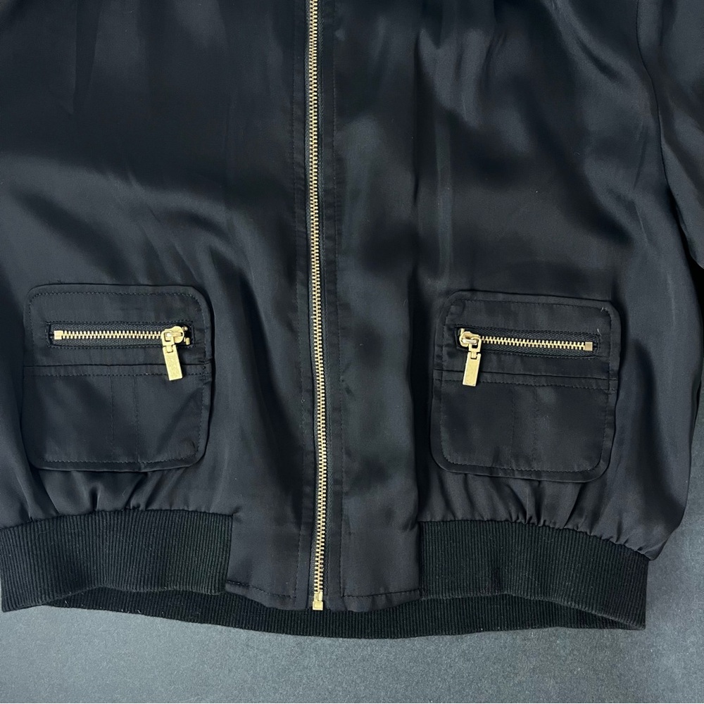 JENNIFER LOPEZ Black Satin Cropped Zip Up Bomber Jacket Size 8 | EUC - Picture 8 of 8